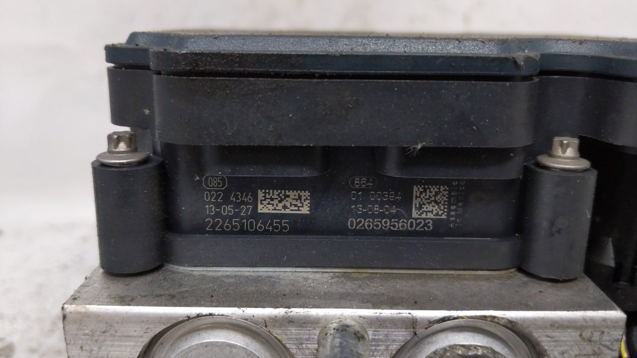 2014 Chrysler Town & Country ABS Pump Control Module Replacement P/N:68183803AC Fits OEM Used Auto Parts - Oemusedautoparts1