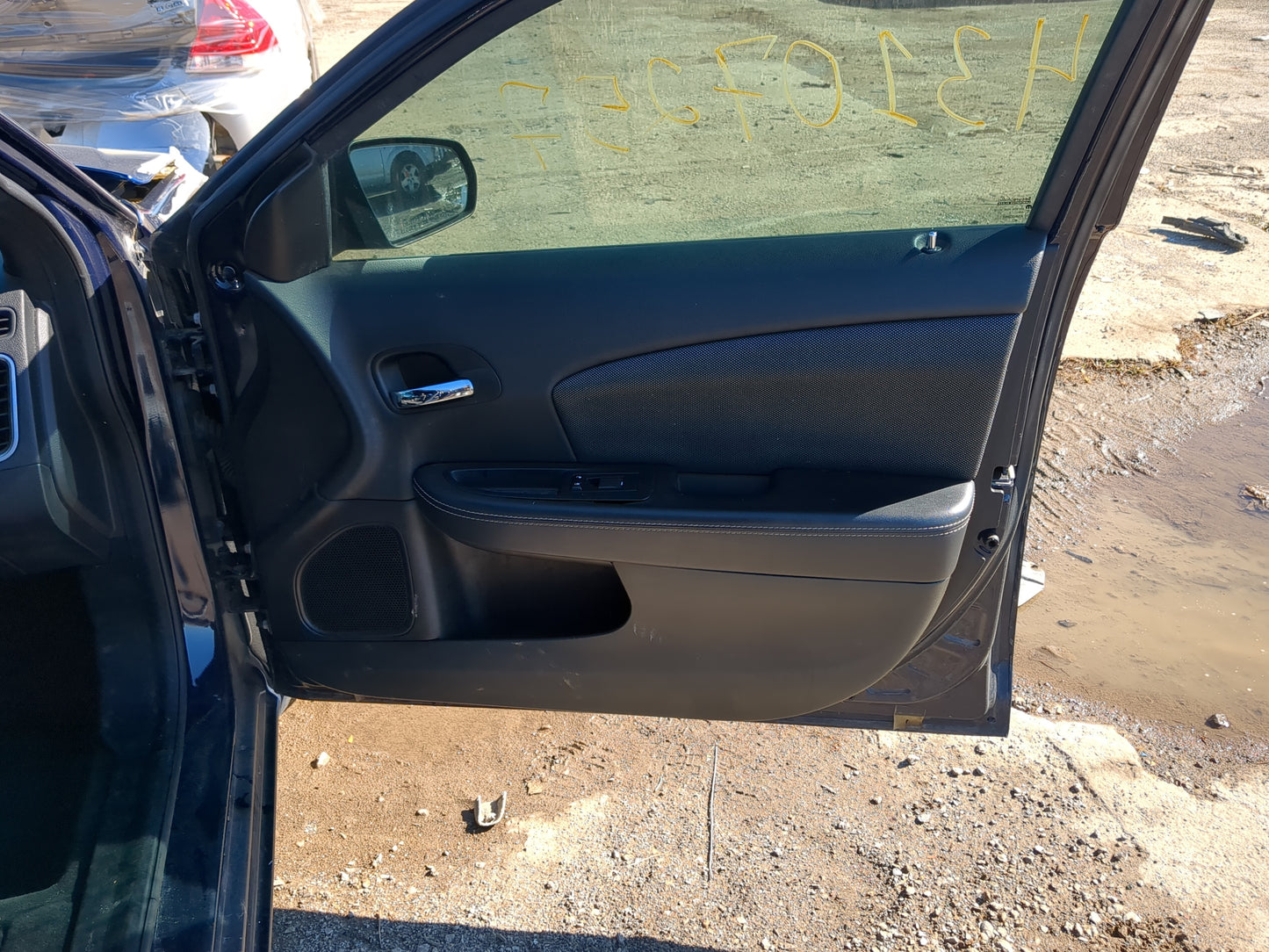 2014 Dodge Avenger Front Right Passenger Interior Door Panel Trim - Oemusedautoparts1.com