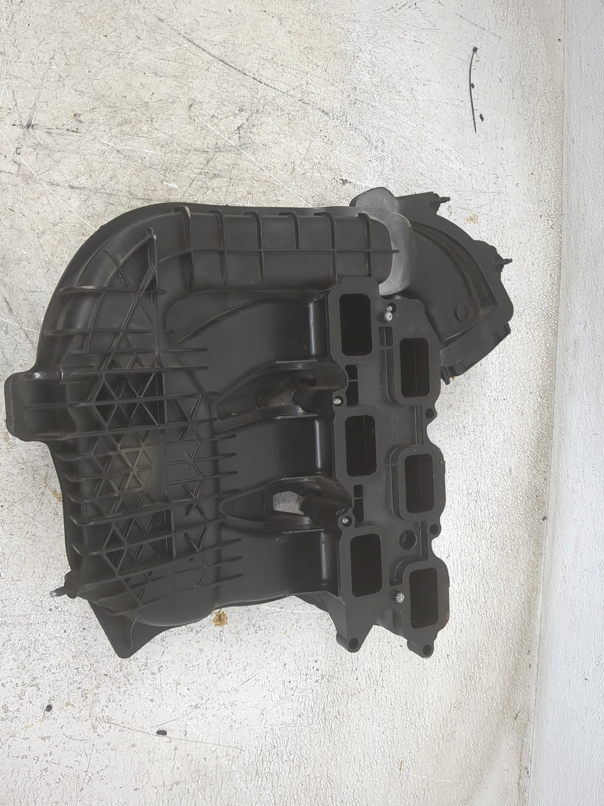 2014 Dodge Caravan Air Intake Manifold Fits OEM Used Auto Parts - Oemusedautoparts1.com