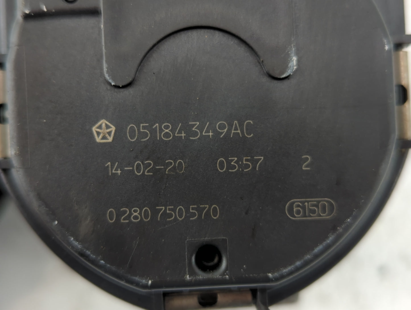 2014 Dodge Caravan Throttle Body P/N:0 280 750 570 05184349AC Fits Fits 2011 2012 2013 2015 2016 2017 2018 2019 2020 2021 20