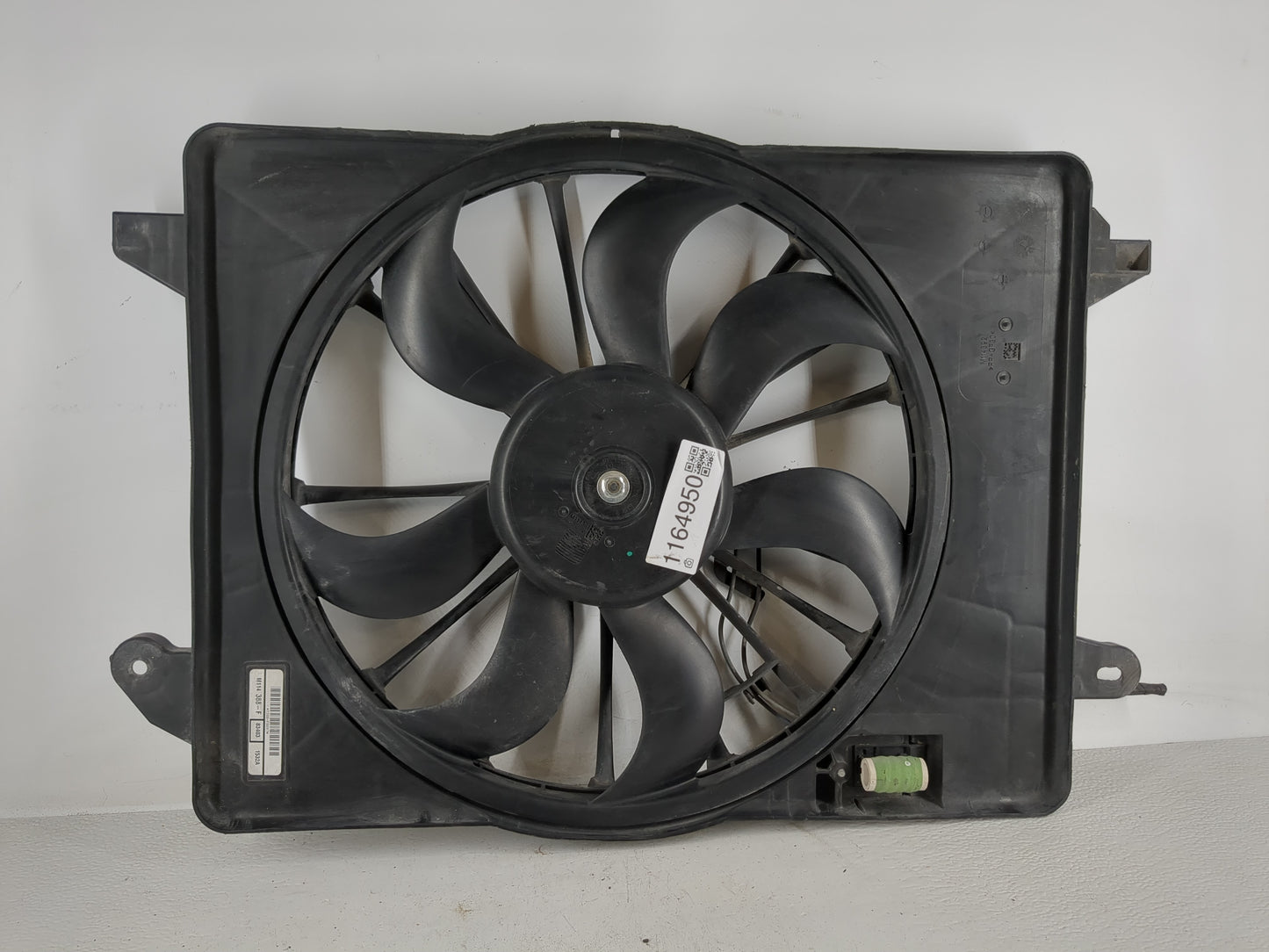 2008-2022 Dodge Charger Electric Radiator Cooling Fan Motor Assembly P/N:M114391 Fits OEM Used Auto Parts - Oemusedautoparts