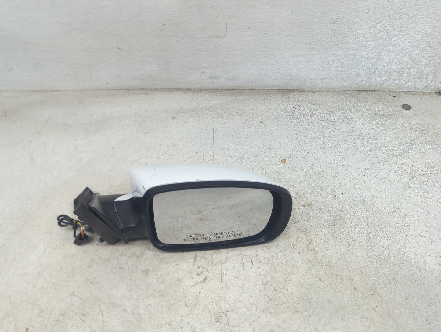 2011-2014 Dodge Charger Passenger Side View Mirror - Right Door Mirror OEM Used - Oemusedautoparts1.com
