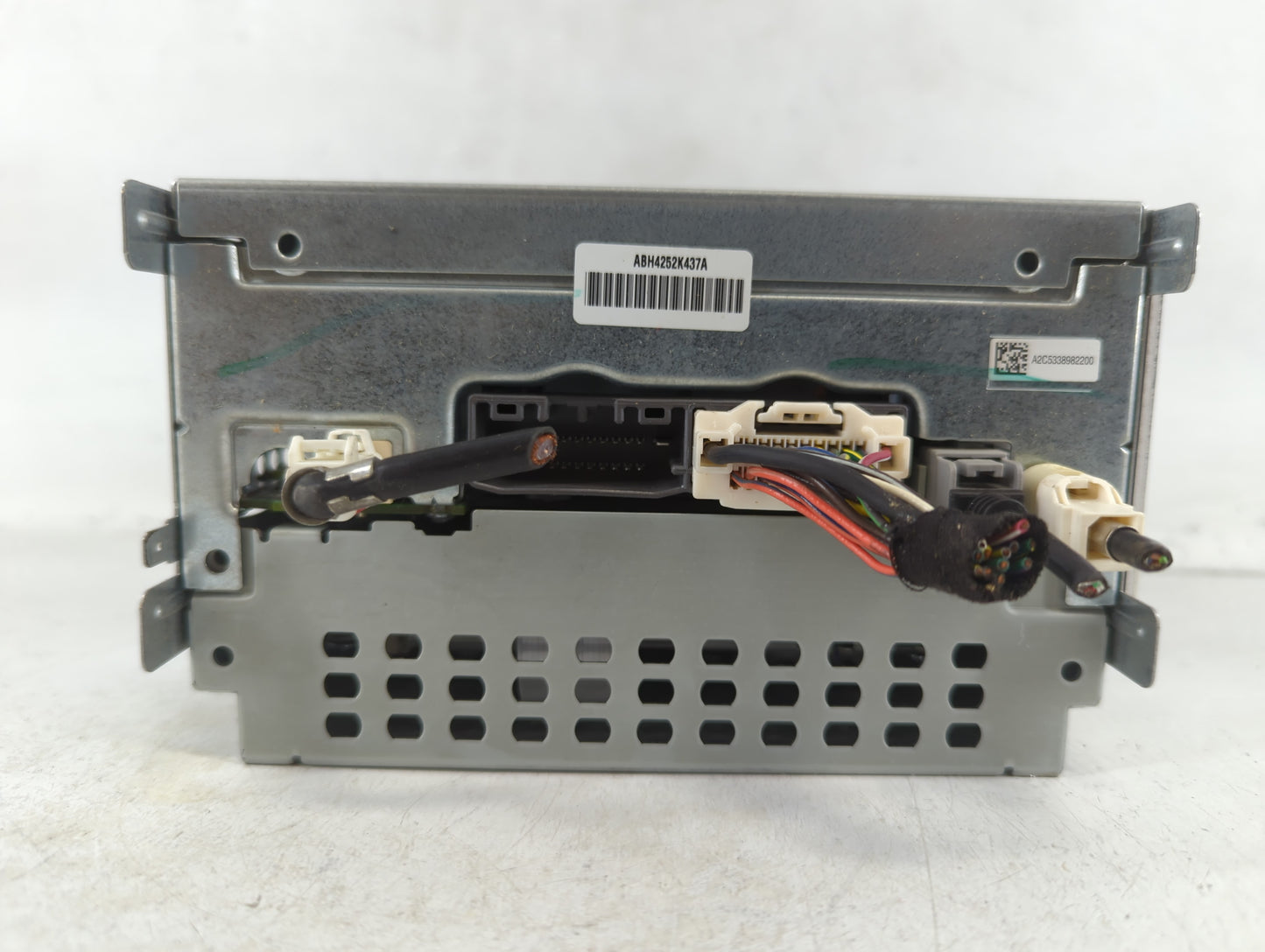 2013-2014 Dodge Charger Am Fm Cd Player Radio Receiver - Oemusedautoparts1.com