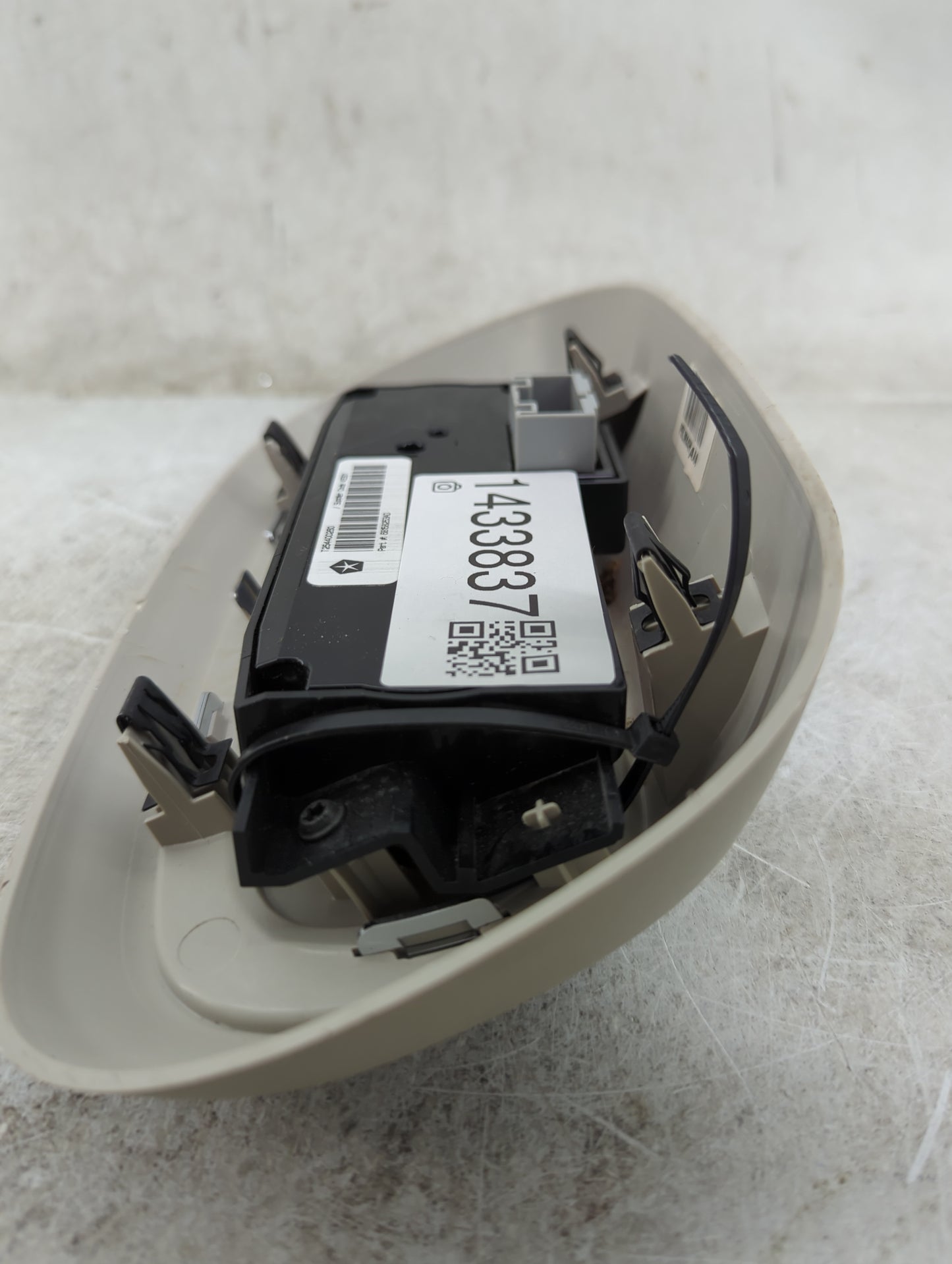2014-2015 Dodge Durango Climate Control Module Temperature AC/Heater Replacement P/N:P5LM44H0AAA 68158253AD Fits Fits 2014 2