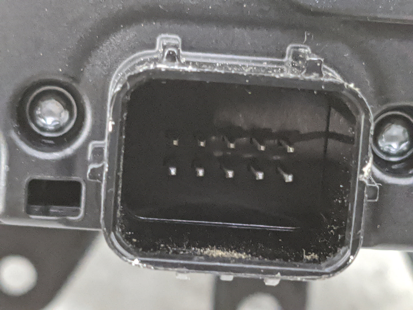 2014 Dodge Durango Floor Console Assembly Shifter - Oemusedautoparts1.com
