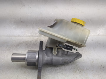 2011-2015 Dodge Durango Brake Master Cylinder