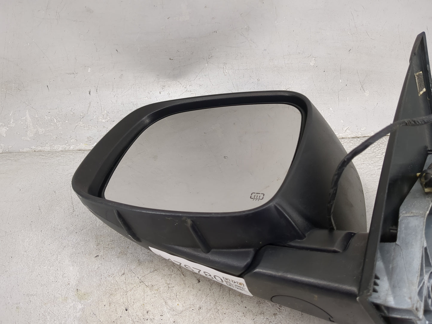 2011-2020 Dodge Grand Caravan Driver Side View Mirror - Left Door Mirror OEM Used - Oemusedautoparts1.com