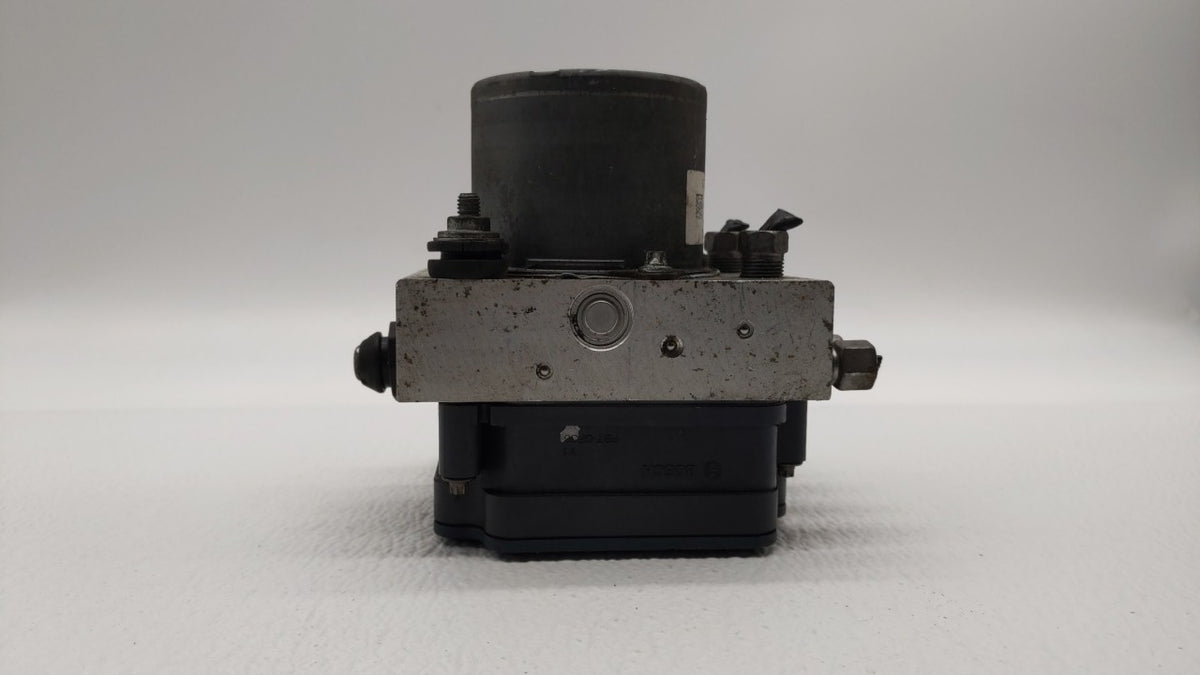 2014 Dodge Grand Caravan Anti-Lock Brake ABS Pump Module Actuator OEM P/N:P68183803AC Fits OEM Used Auto Parts - Oemusedauto