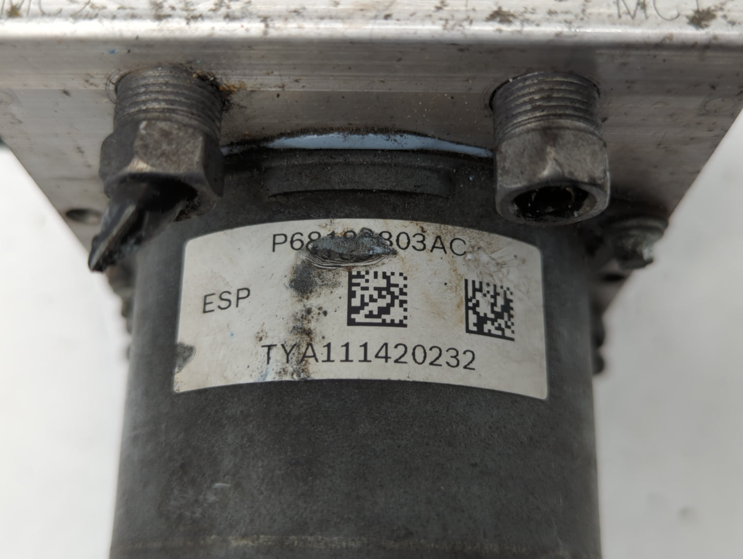 2014 Dodge Grand Caravan ABS Pump Control Module Replacement P/N:P68183803AC Fits OEM Used Auto Parts - Oemusedautoparts1.co