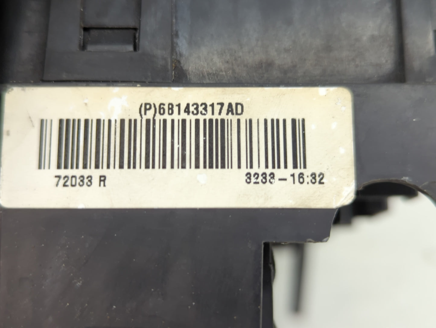 2012-2020 Dodge Journey Fusebox Fuse Box Relay Module Tipm 68143317ad 1310236 - Oemusedautoparts1.com