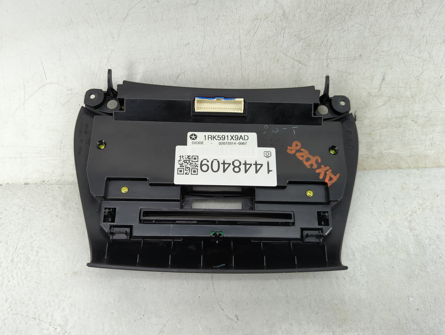 2014 Dodge Journey Climate Control Module Temperature AC/Heater Replacement P/N:1RK591X9AD Fits OEM Used Auto Parts - Oemuse