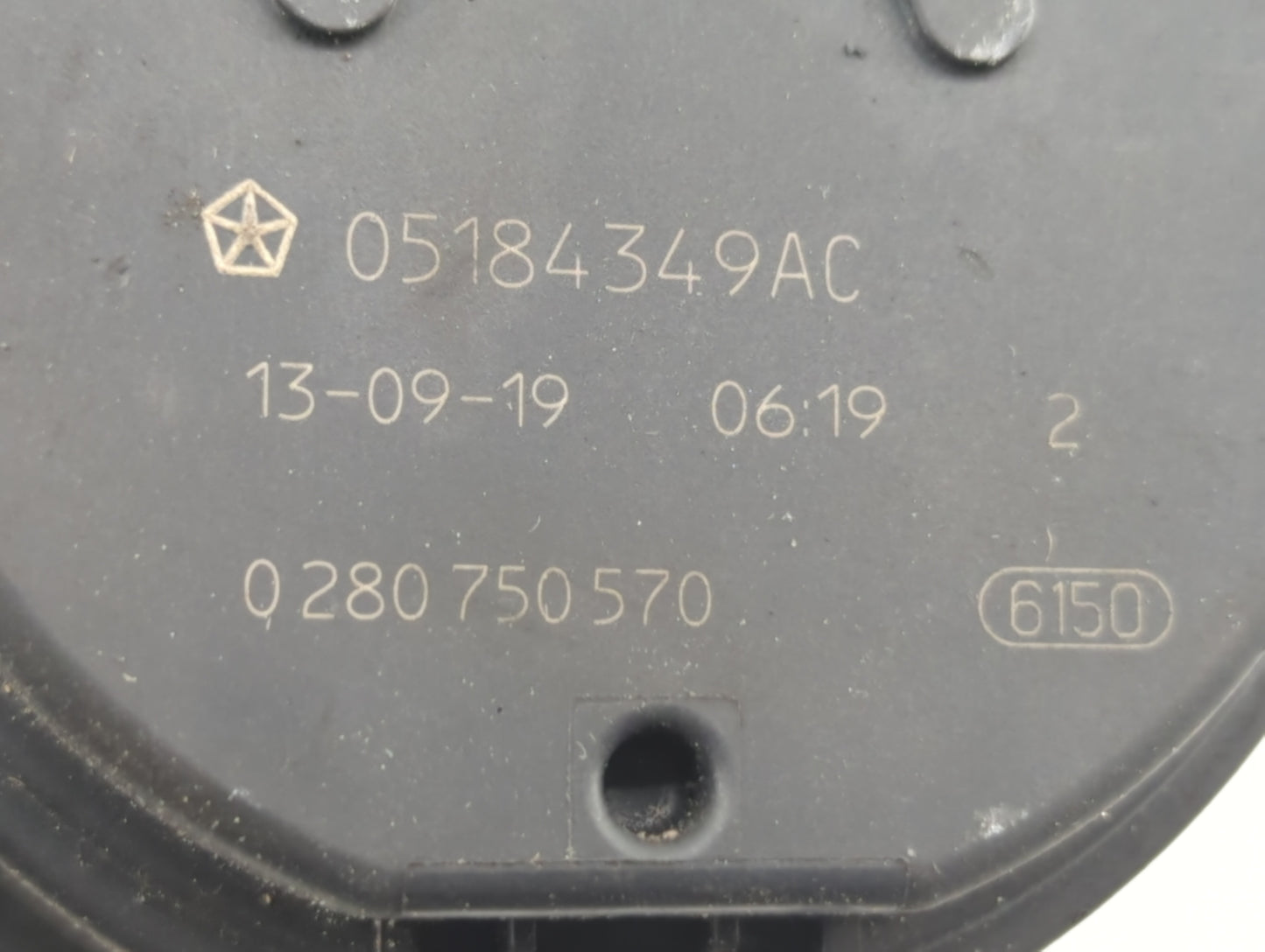 2011-2017 Dodge Journey Throttle Body P/N:05184349AE 05184349AD, 05184349AC Fits Fits 2011 2012 2013 2014 2015 2016 2017 201