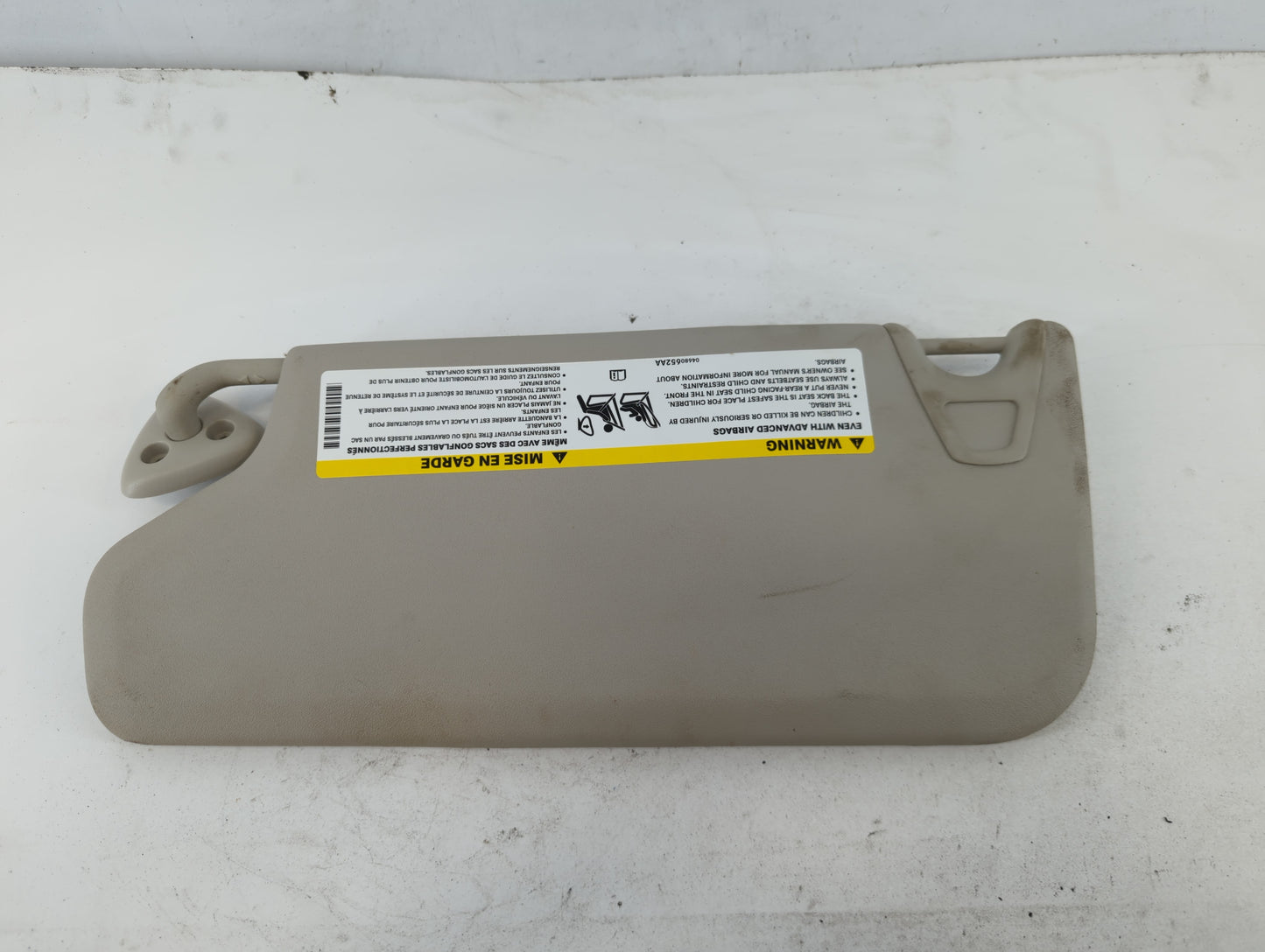2014 Dodge Journey Sun Visor Shade Replacement Driver Left Mirror Fits OEM Used Auto Parts - Oemusedautoparts1.com