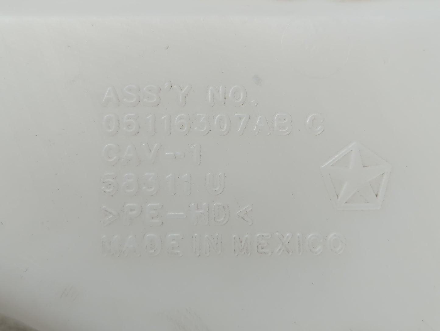 2014 Dodge Journey Windshield Washer Fluid Reservoir Bottle Oem 773805 - Oemusedautoparts1.com