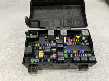 2014 Dodge Ram 1500 Fusebox Fuse Box Panel Relay Module P/N:7140-1980-30 P68089578AG Fits OEM Used Auto Parts