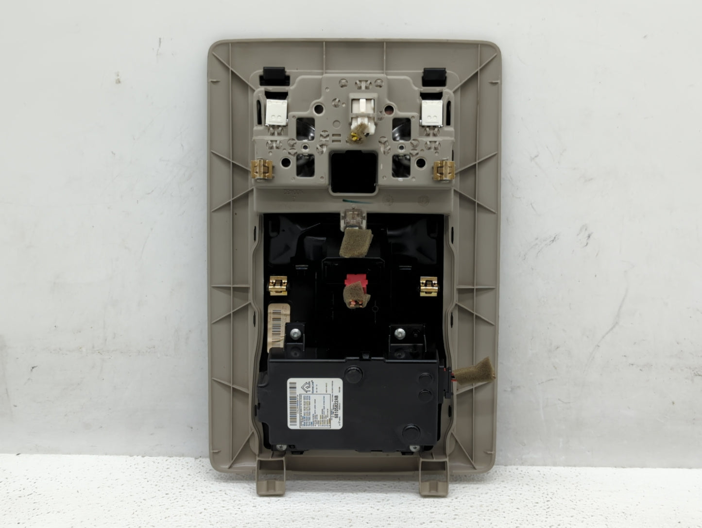 2014 Dodge Ram 1500 Center Floor Console P/N:68105822AB Fits Fits 2013 2015 OEM Used Auto Parts - Oemusedautoparts1.com