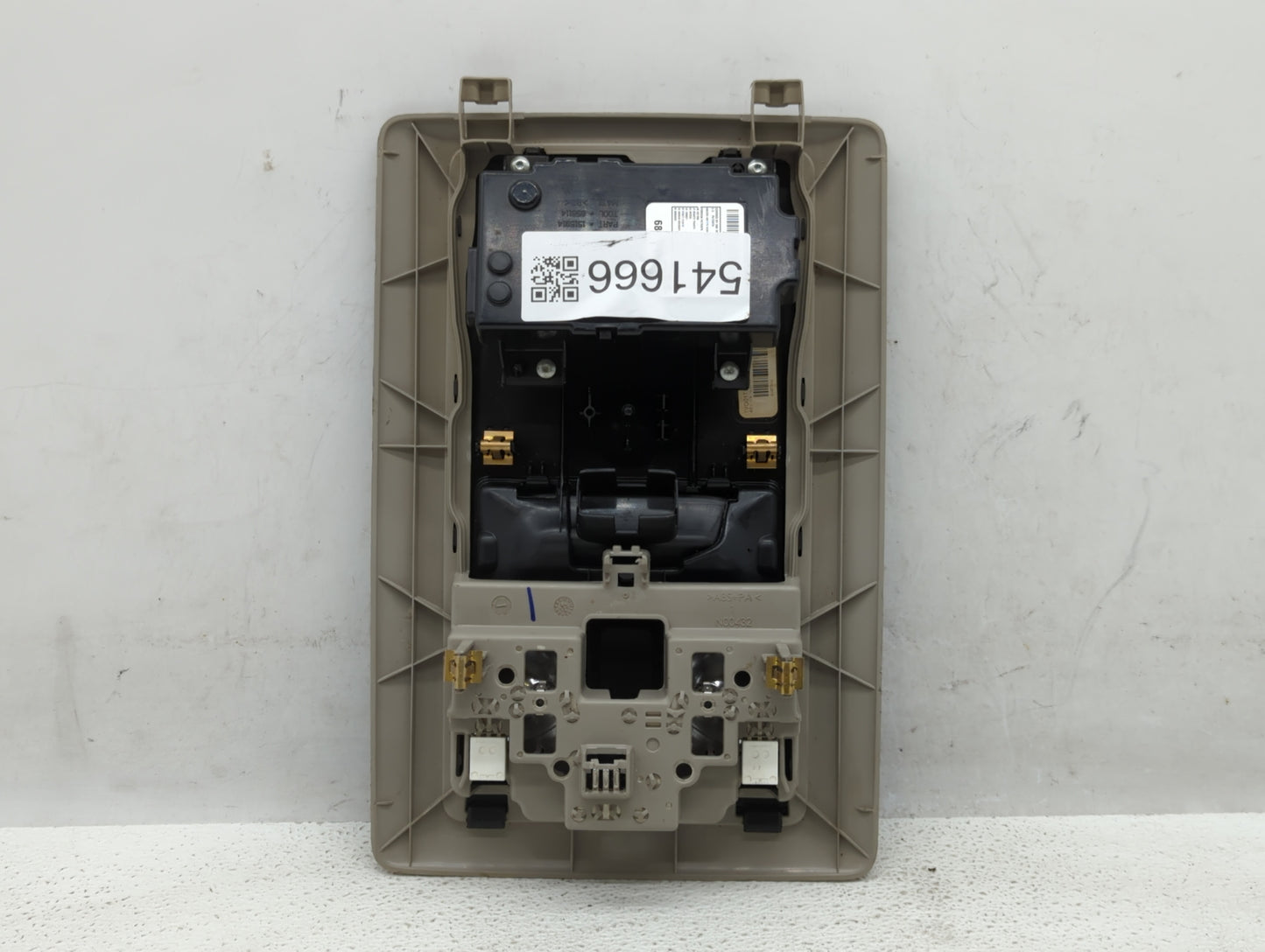 2014 Dodge Ram 1500 Center Floor Console P/N:68105821AB Fits Fits 2013 2015 OEM Used Auto Parts - Oemusedautoparts1.com