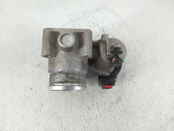 2013-2017 Fiat 500 Throttle Body P/N:04892945AA Fits Fits 2013 2014 2015 2016 2017 OEM Used Auto Parts