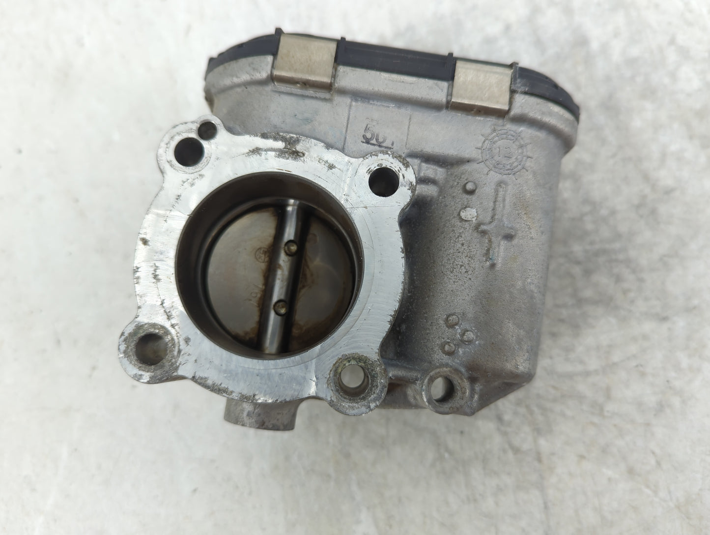 2012-2017 Fiat 500 Throttle Body P/N:028075568 Fits Fits 2012 2013 2014 2015 2016 2017 OEM Used Auto Parts - Oemusedautopart