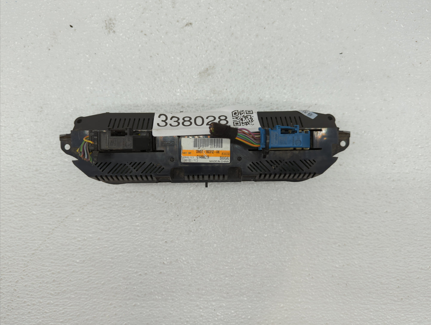 2014 Fiat 500 Climate Control Module Temperature AC/Heater Replacement P/N:DM5T-18C612-AK Fits OEM Used Auto Parts - Oemused