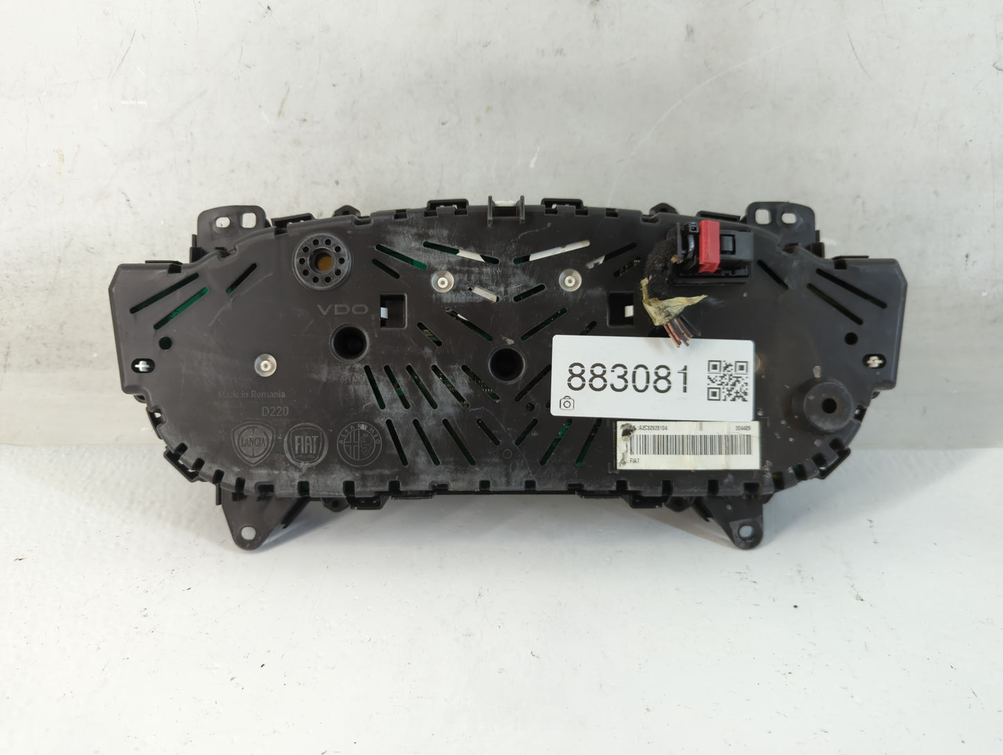 2014 Fiat 500 Instrument Cluster Speedometer Gauges P/N:A2C32923104 Fits OEM Used Auto Parts - Oemusedautoparts1.com