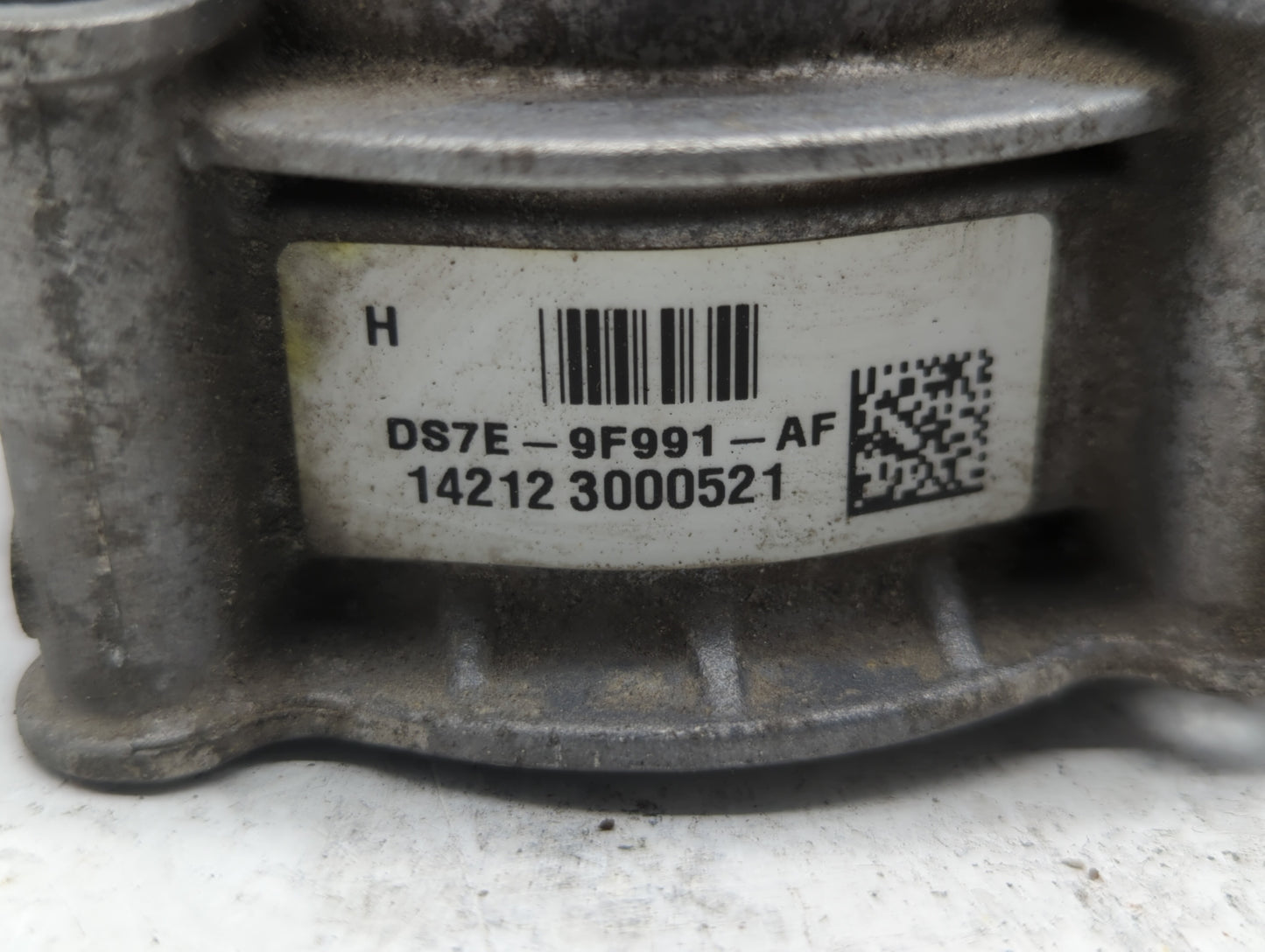 2013-2018 Ford C-Max Throttle Body P/N:DS7E-9F991-AK DS7E-9F991-AD Fits Fits 2013 2014 2015 2016 2017 2018 2019 2020 OEM Use