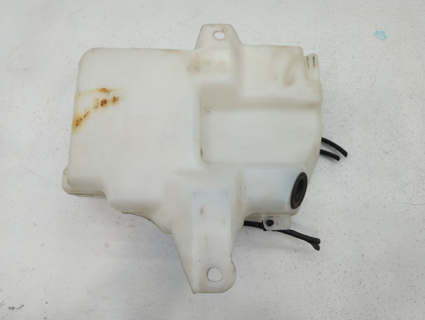 2013-2018 Ford C-max Windshield Washer Fluid Reservoir Bottle Oem - Oemusedautoparts1.com