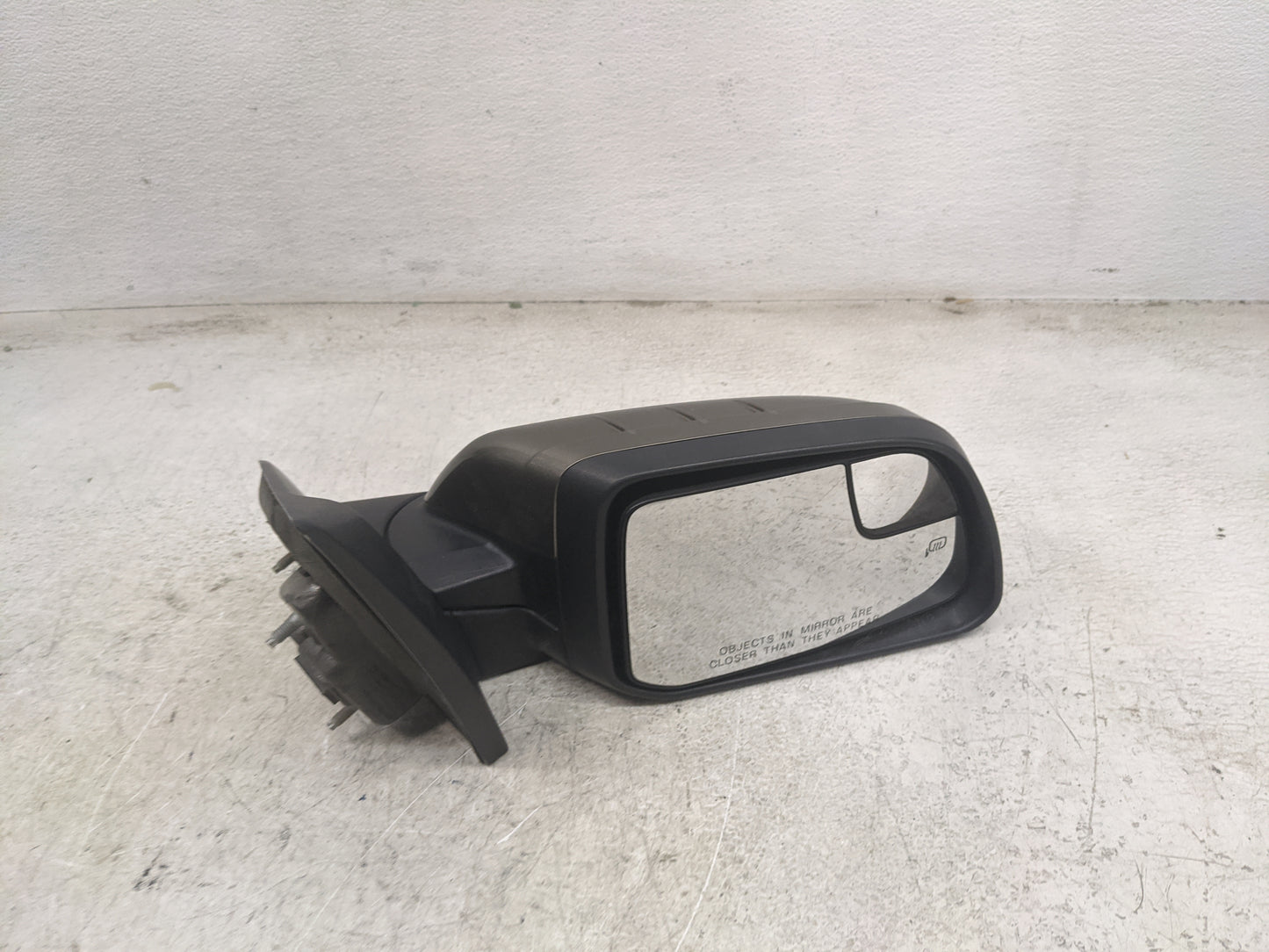 2011-2014 Ford Edge Passenger Side View Mirror - Right Door Mirror OEM Used - Oemusedautoparts1.com