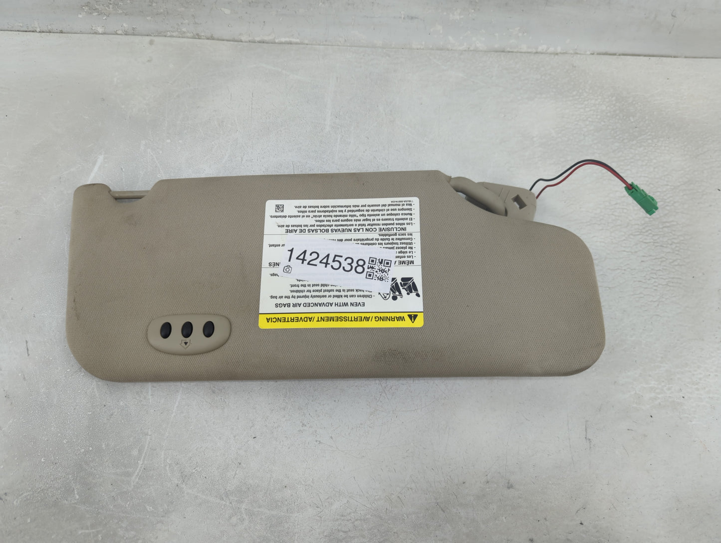 2011-2014 Ford Edge Sun Visor Shade Replacement Driver Left Mirror Fits Fits 2011 2012 2013 2014 OEM Used Auto Parts - Oemus
