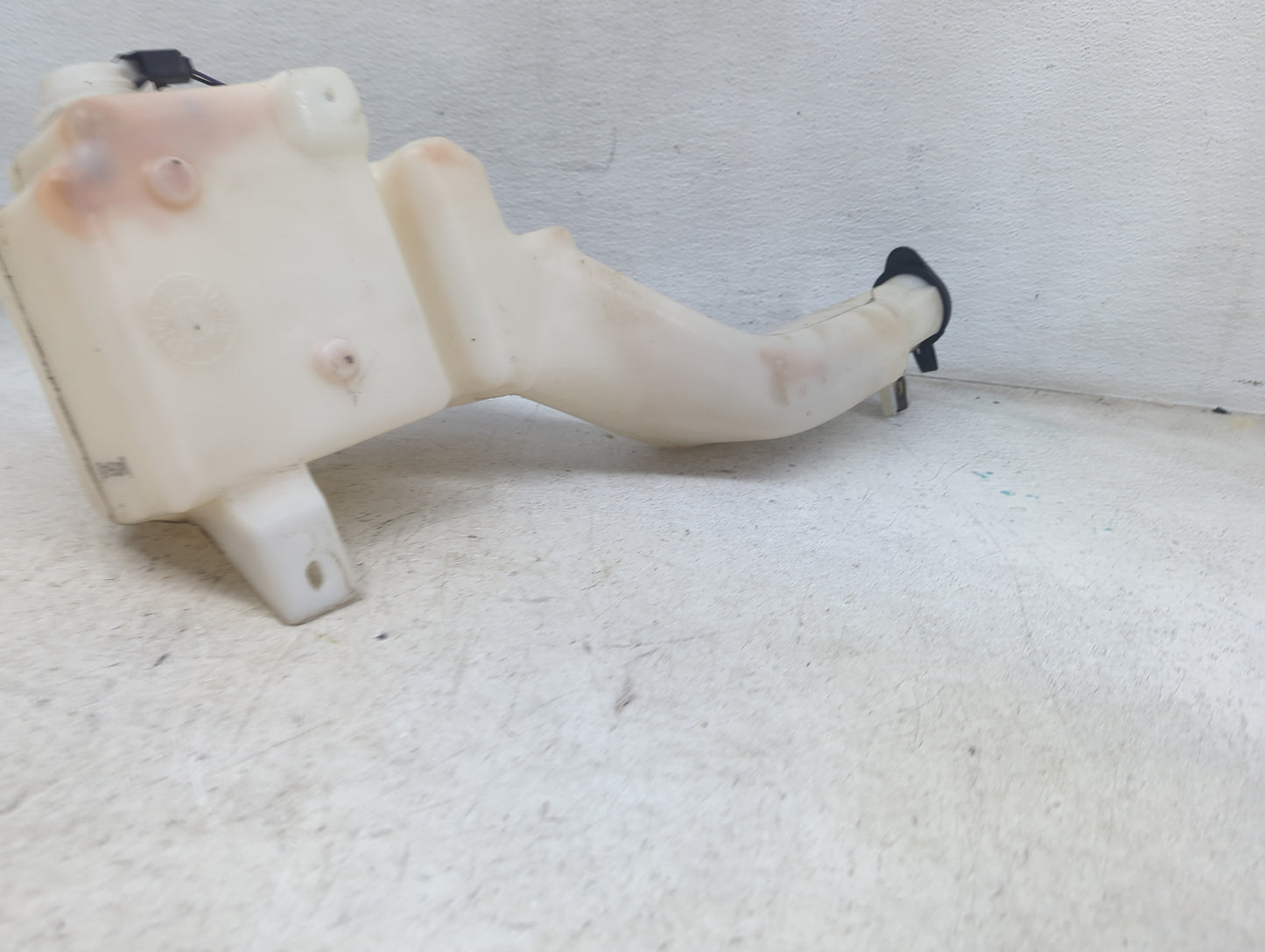 2007-2014 Ford Edge Windshield Washer Fluid Reservoir Bottle Oem 1473693 - Oemusedautoparts1.com
