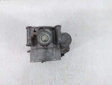 2011-2018 Ford Edge Throttle Body P/N:AT4E-EF AT4E-9F991-EL Fits Fits 2011 2012 2013 2014 2015 2016 2017 2018 2019 OEM Used Auto Parts