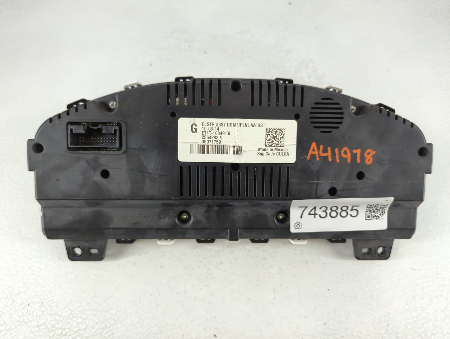 2014 Ford Edge Instrument Cluster Speedometer Gauges P/N:ET4T-10849-GL Fits OEM Used Auto Parts - Oemusedautoparts1.com