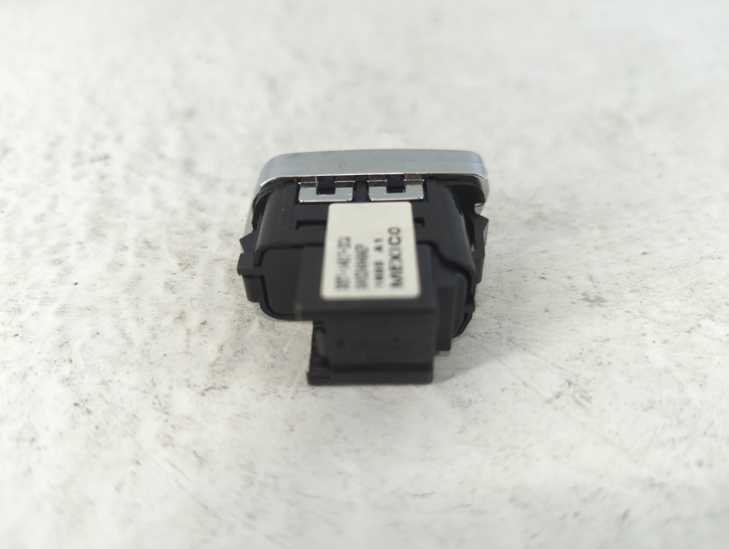 2013-2016 Ford Escape Master Power Window Switch Replacement Driver Side Left P/N:BB5T-14017-DCW Fits OEM Used Auto Parts -