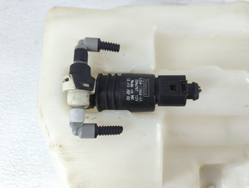 2013-2014 Ford Escape Windshield Washer Fluid Reservoir Bottle Oem