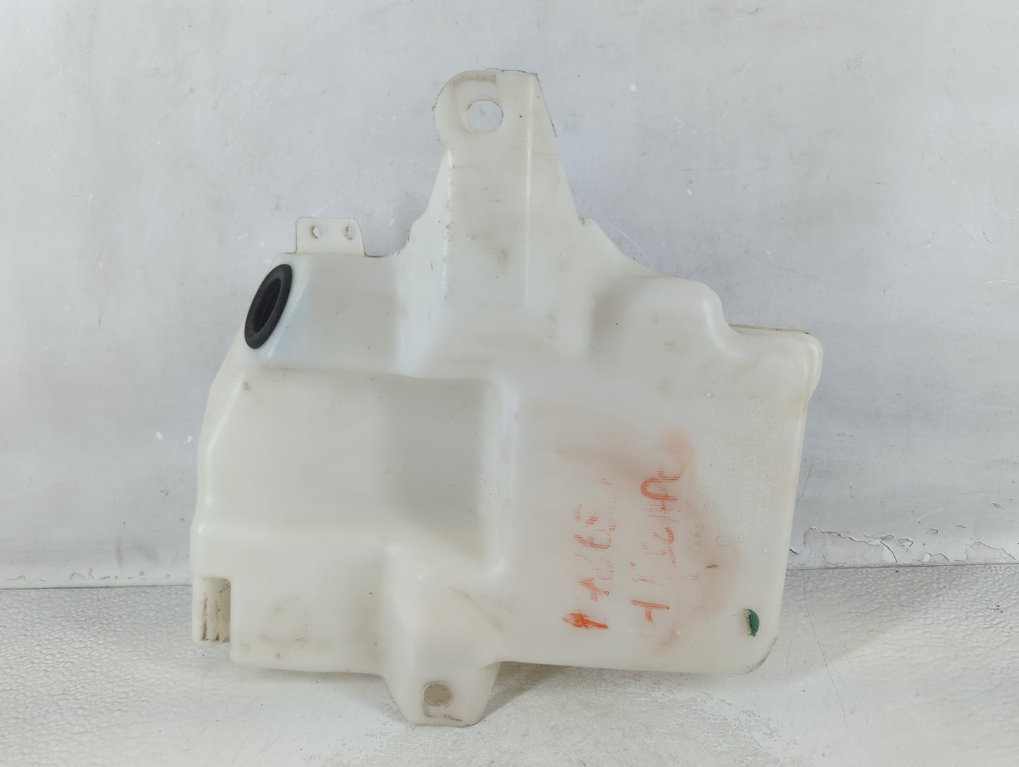 2013-2014 Ford Escape Windshield Washer Fluid Reservoir Bottle Oem - Oemusedautoparts1.com