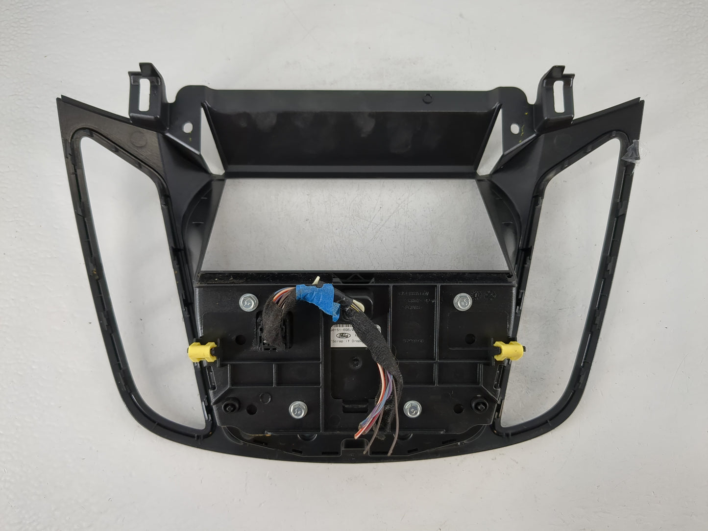 2013-2016 Ford Escape Radio AM FM Cd Player Receiver Replacement P/N:CJ54-18835 Fits Fits 2013 2014 2015 2016 OEM Used Auto