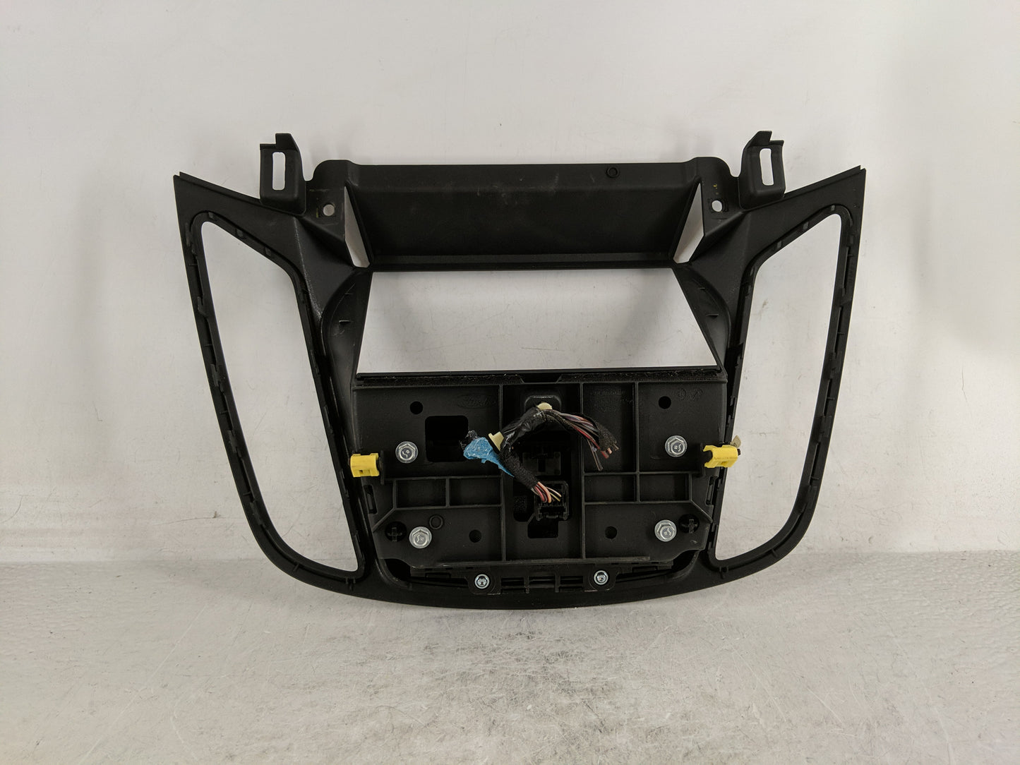 2013-2016 Ford Escape Radio Control Panel - Oemusedautoparts1.com