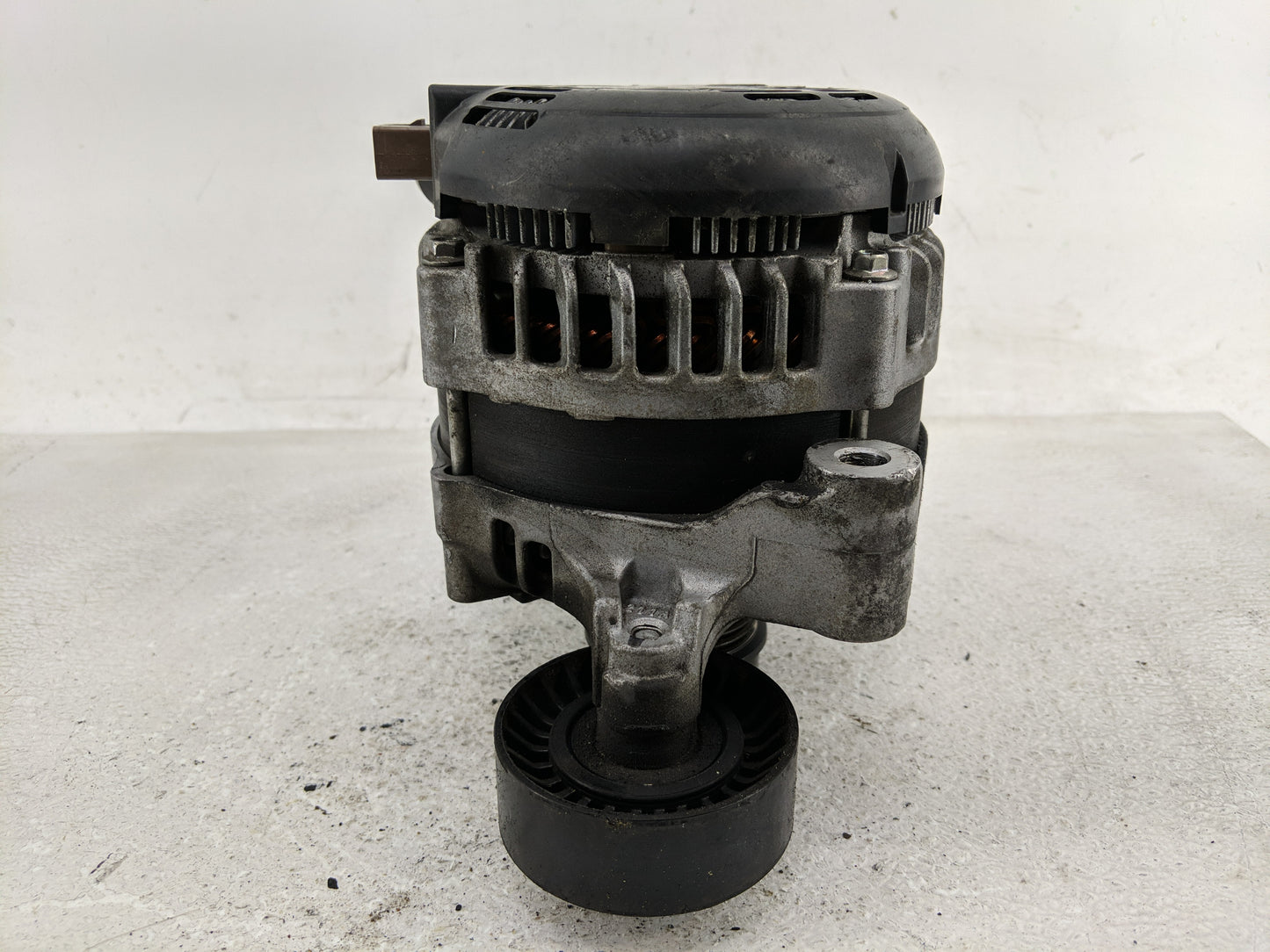 2013-2019 Ford Escape Alternator Replacement Generator Charging Assembly Engine OEM P/N:CJ5T-10300-BB Fits OEM Used Auto Par