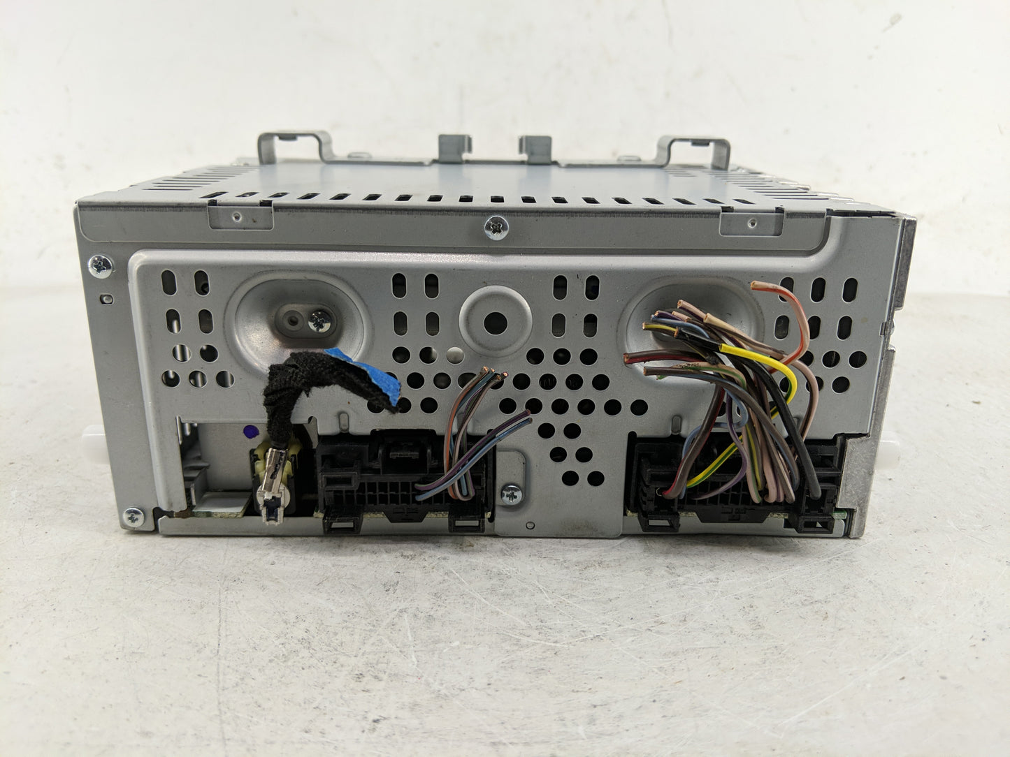 2013-2015 Ford Escape Radio AM FM Cd Player Receiver Replacement P/N:CJ5T-19C107-AH Fits Fits 2013 2014 2015 OEM Used Auto P
