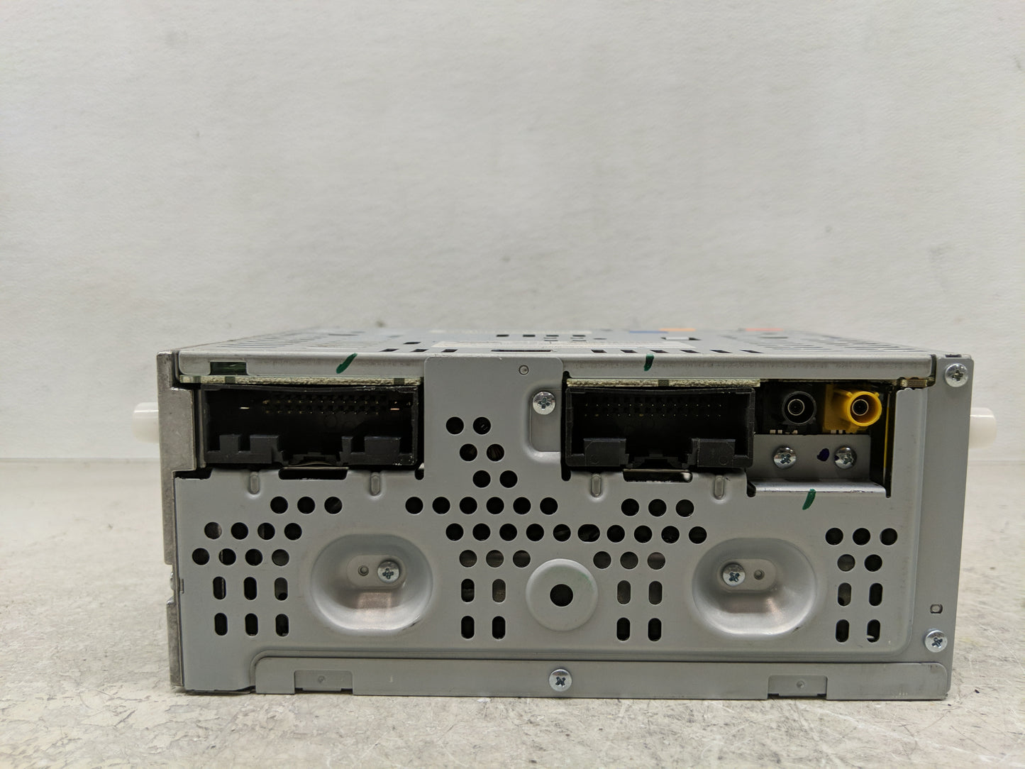 2013-2015 Ford Escape Radio AM FM Cd Player Receiver Replacement P/N:CJ5T-19C107-BH Fits Fits 2013 2014 2015 OEM Used Auto P