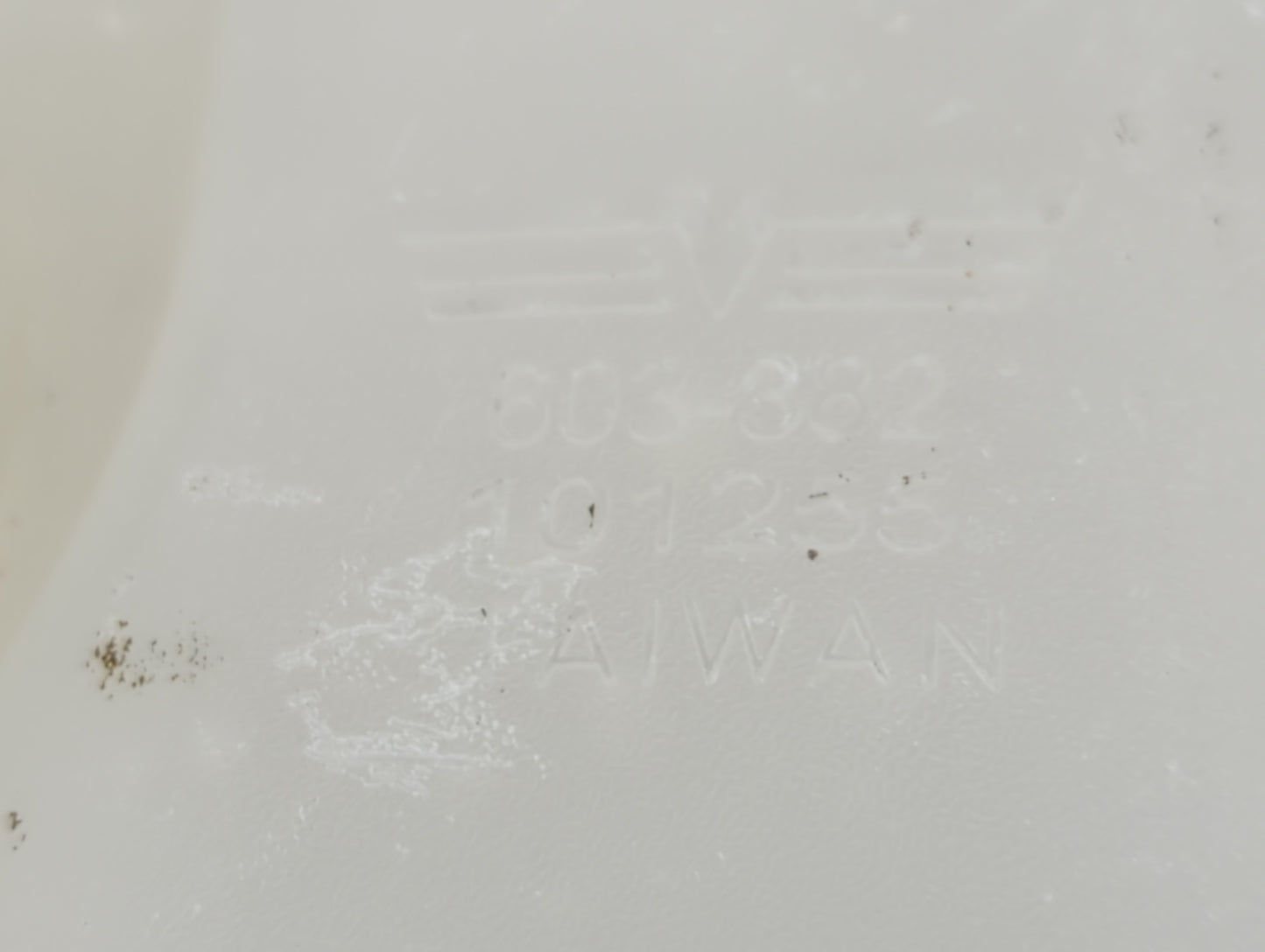 2013-2016 Ford Escape Radiator Coolant Overflow Expansion Tank Bottle 1390590 - Oemusedautoparts1.com