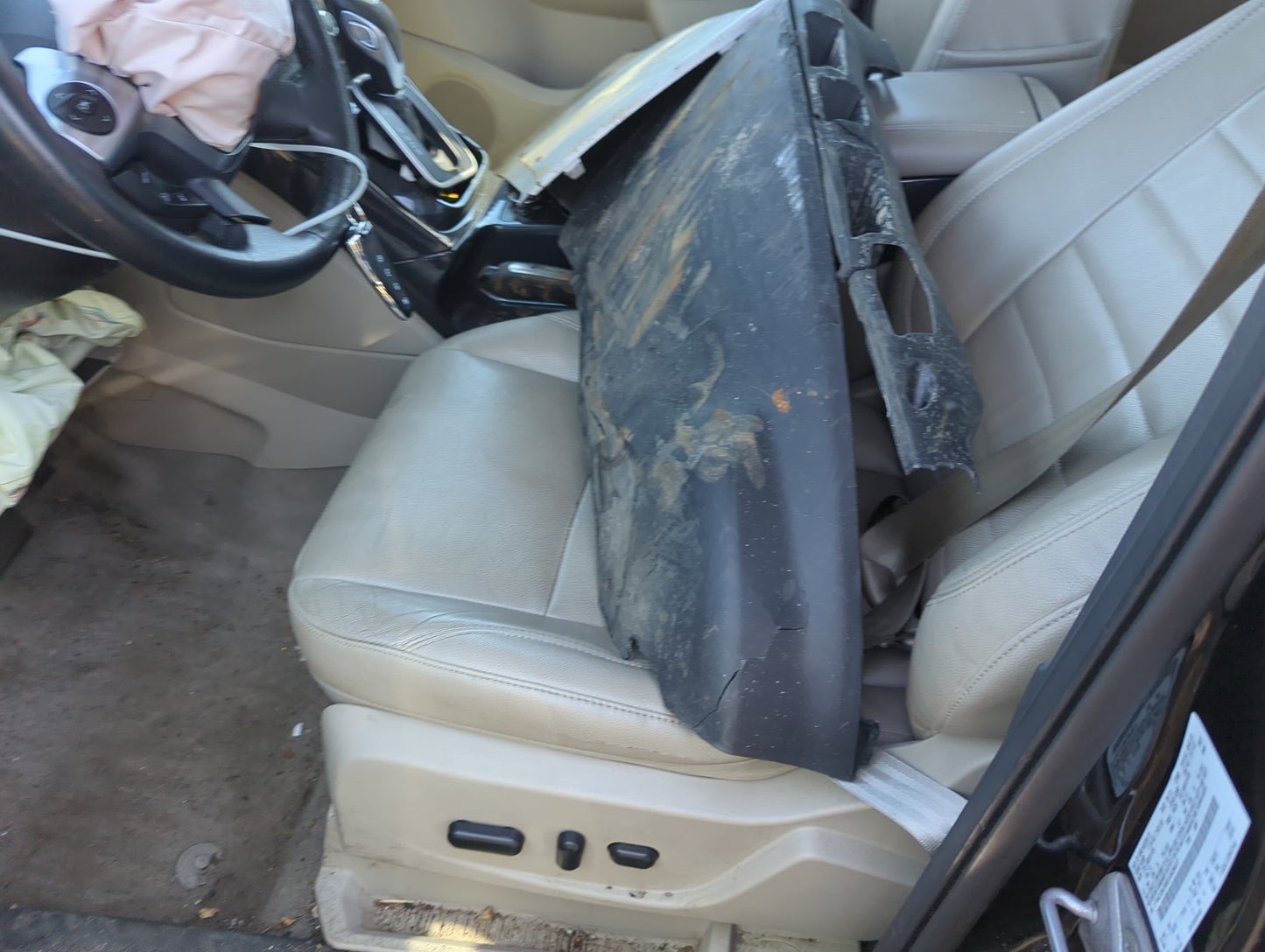 2013-2015 Ford Escape Driver Front Seat Oem - Oemusedautoparts1.com