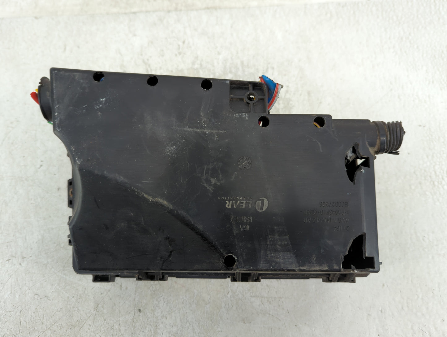 2013-2016 Ford Escape Fusebox Fuse Box Panel Relay Module P/N:E02345500 AV6T-14A067-AD Fits Fits 2013 2014 2015 2016 OEM Use