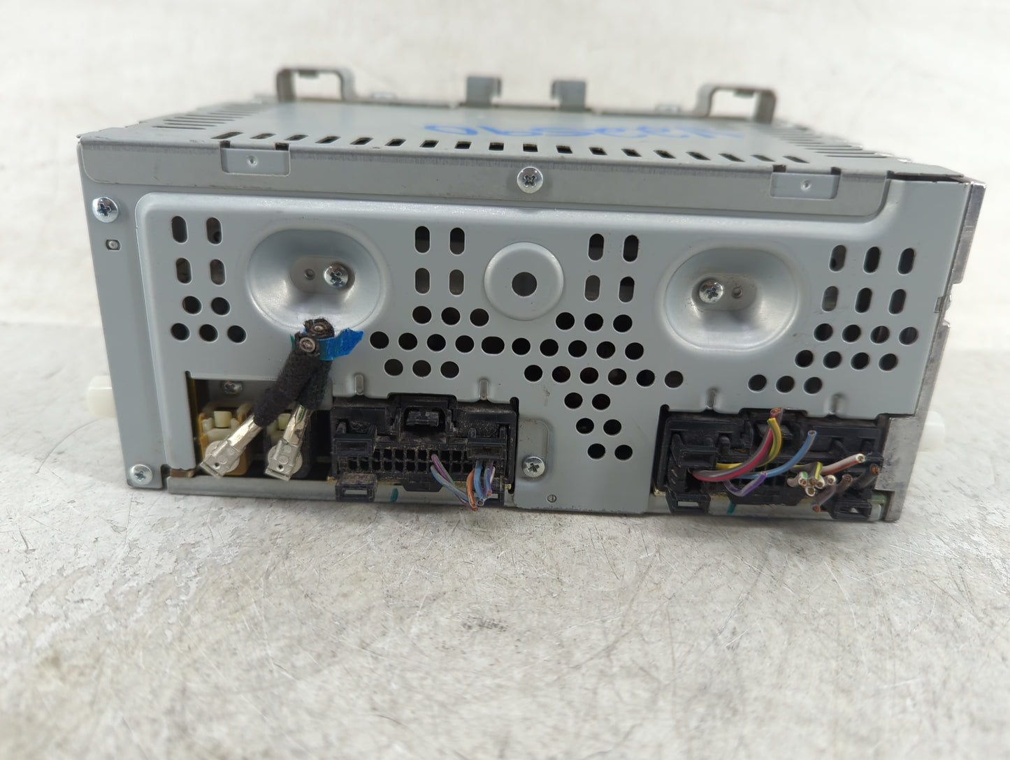 2013-2015 Ford Escape Radio AM FM Cd Player Receiver Replacement Fits Fits 2013 2014 2015 OEM Used Auto Parts - Oemusedautop