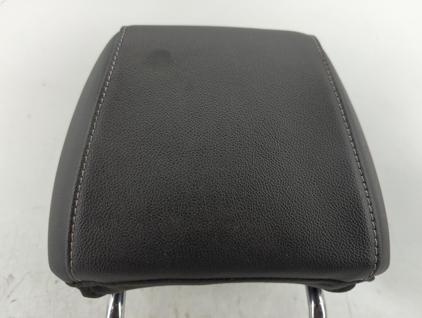 2013-2015 Ford Escape Headrest Head Rest Front Driver Passenger Seat Fits Fits 2013 2014 2015 OEM Used Auto Parts - Oemuseda
