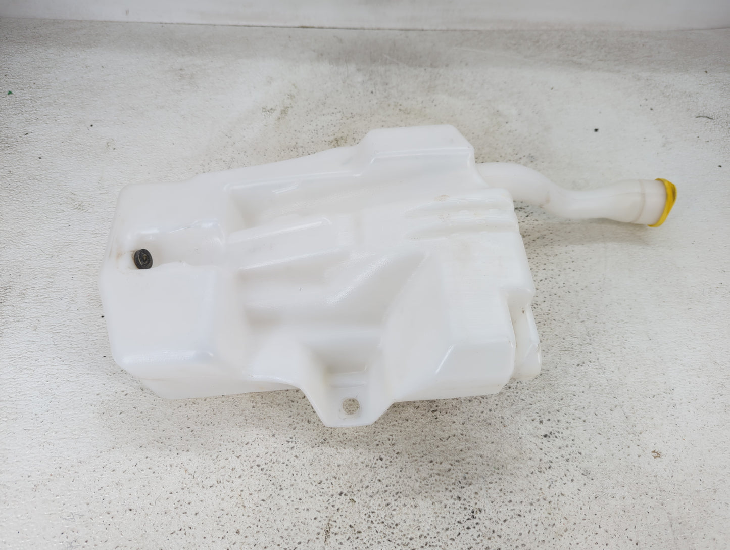 2013-2014 Ford Escape Windshield Washer Fluid Reservoir Bottle Oem - Oemusedautoparts1.com