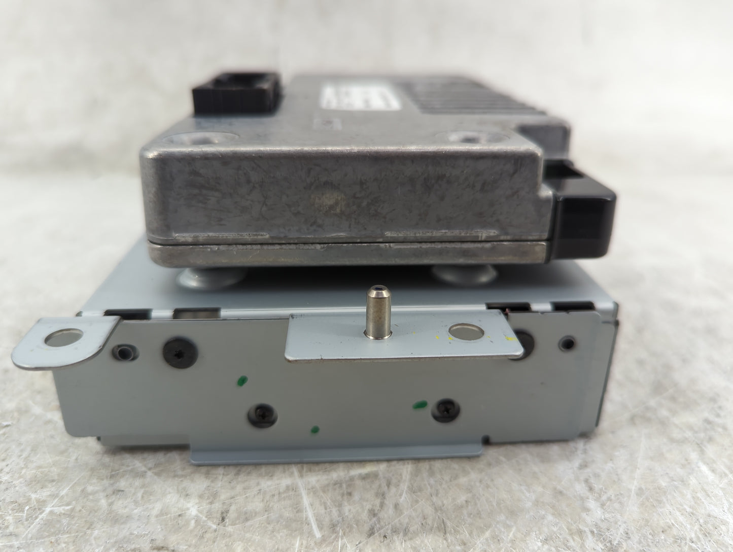 2014-2016 Ford Escape Information Radio Display Screen 1433612 - Oemusedautoparts1.com