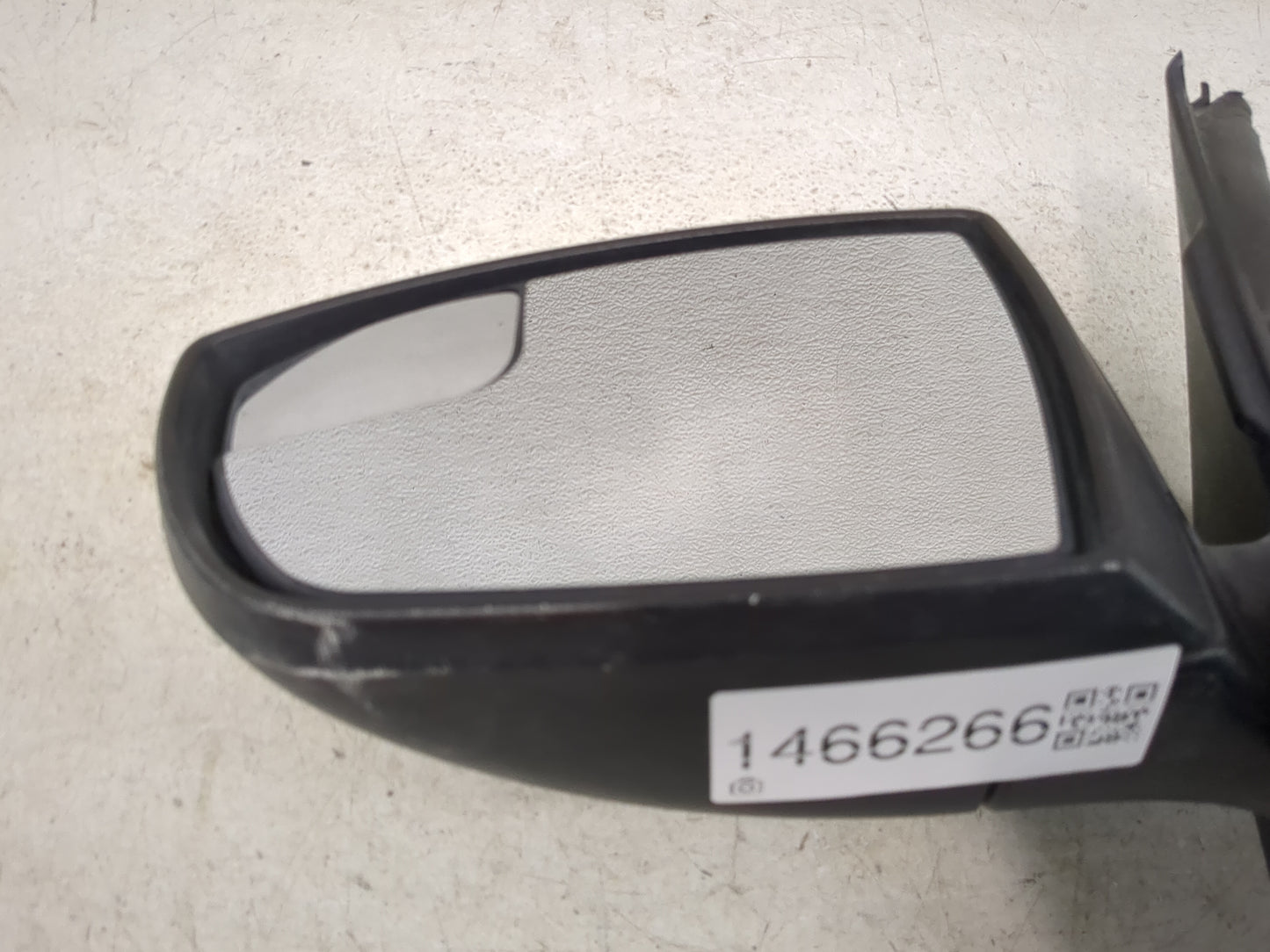 2013-2016 Ford Escape Driver Side View Mirror - Left Door Mirror OEM Used - Oemusedautoparts1.com