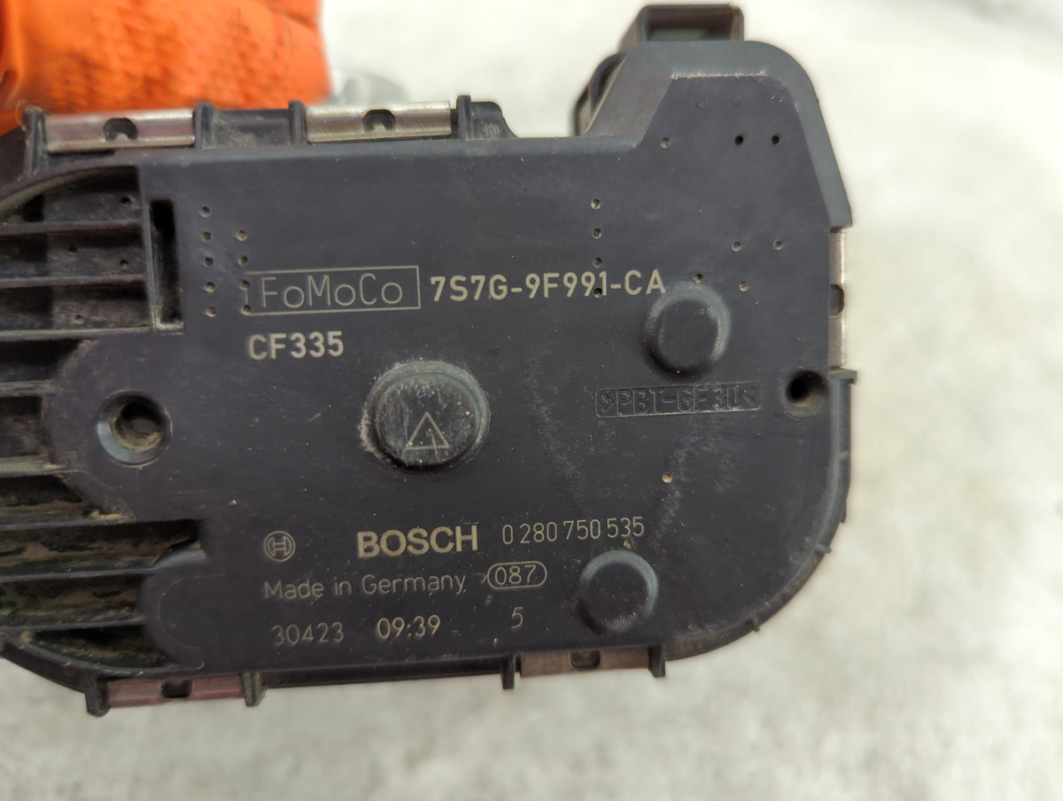 2013-2016 Ford Escape Throttle Body P/N:7S7G-9F991-CA 0280750535 Fits Fits 2013 2014 2015 2016 2017 2018 2019 OEM Used Auto