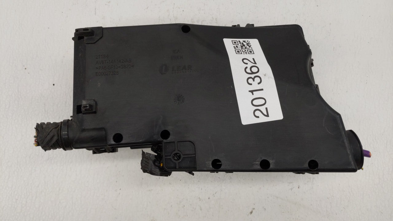 2013-2016 Ford Escape Fusebox Fuse Box Panel Relay Module P/N:AV6T-14A142-AB AV6T-14A067-AD Fits Fits 2013 2014 2015 2016 OE